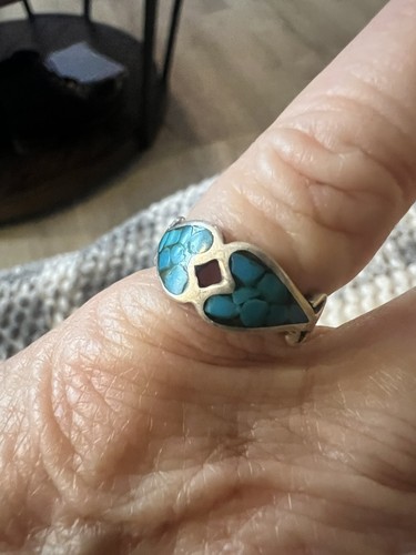 Vintage 1970s Turquoise Coral Sterling Silver Double Heart Band Ring Size 5 - Picture 2 of 5