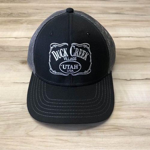 DUCK CREEK VILLAGE UTAH USA Trucker Snapback Hat / One Size Fits Most
