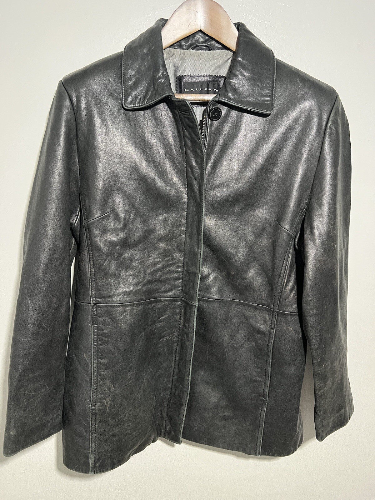 Gallery Women's 100% Leather Jacket Black Zip Up Two Front Pockets Size XL
