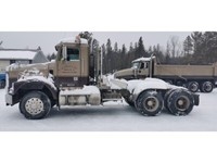 2005 Freightliner FLD 120