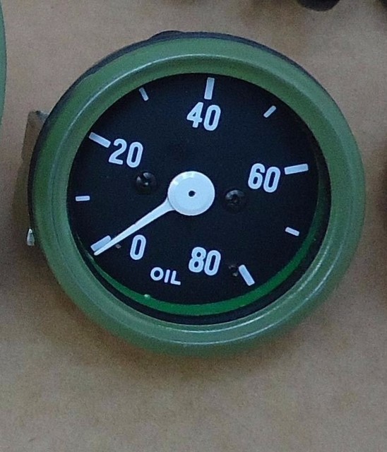 Willys MB Jeep Ford GPW CJ Oil Pressure Gauge 80 psi mechanical Olive