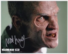 MIKE MUNDY signed Autogramm 20x25cm THE WALKING DEAD in Person autograph COA
