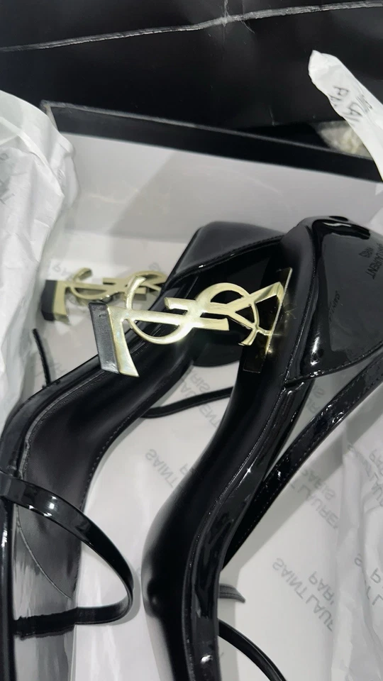 Tacones altos para mujer YSL talla 40 Foto 2 de 4