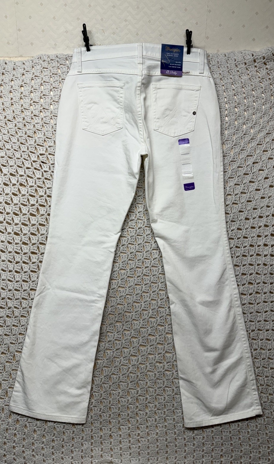 Women 29/7x32 White Bootcut Q-baby Mid-rise Nwt