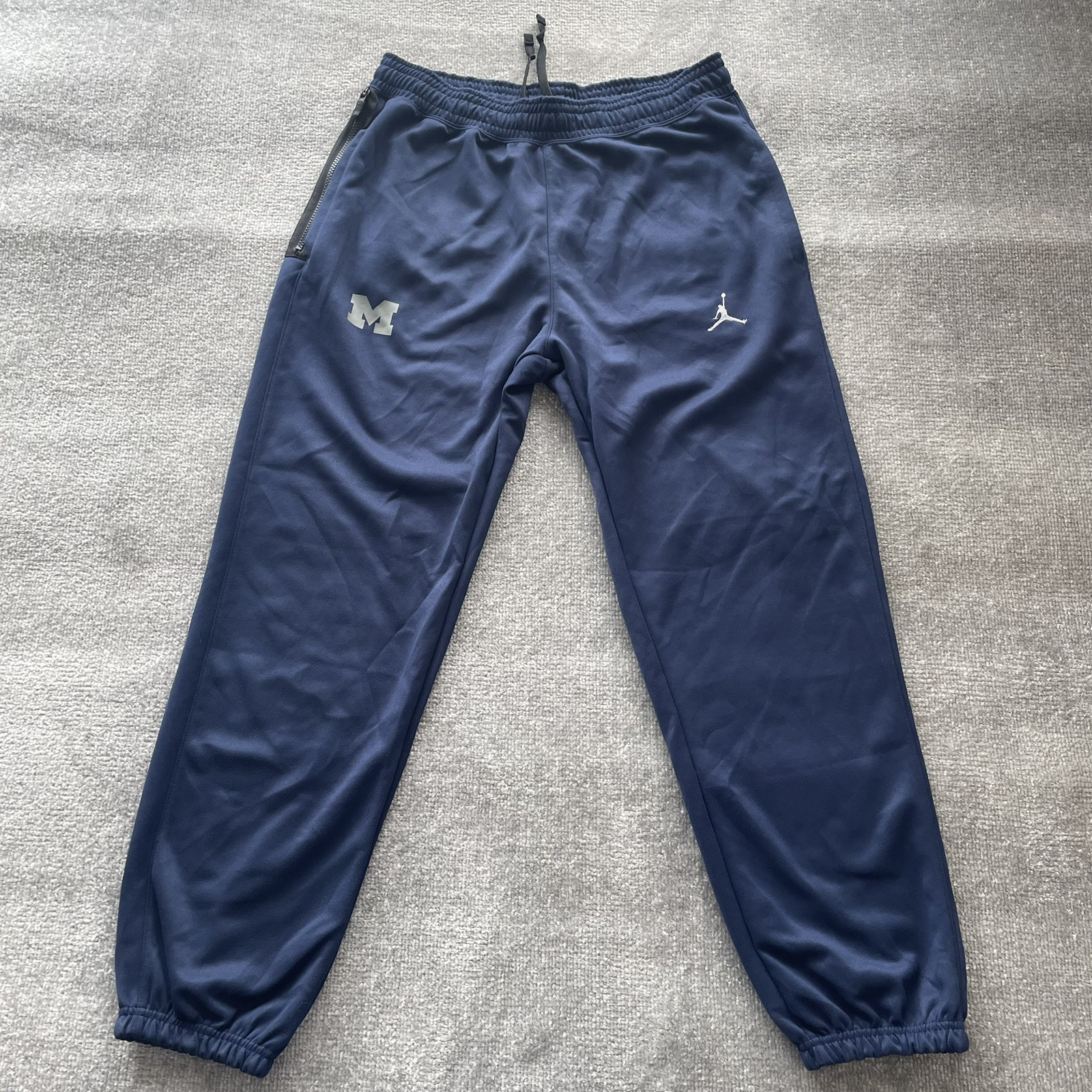 Nike Air Jordan Michigan Wolverines Jump man Dri-Fit Joggers W/Pockets Sz Large