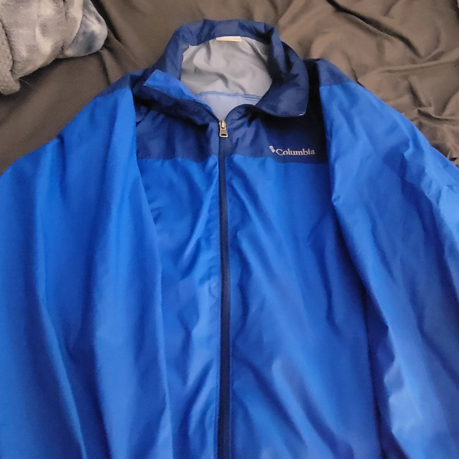 Columbia Jacket Windbreaker/raincoat Size XL