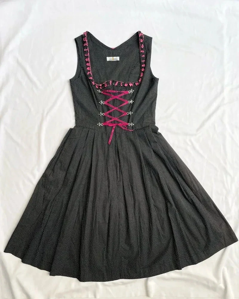 Preços baixos em Dirndls e vestidos femininos tradicionais alemães