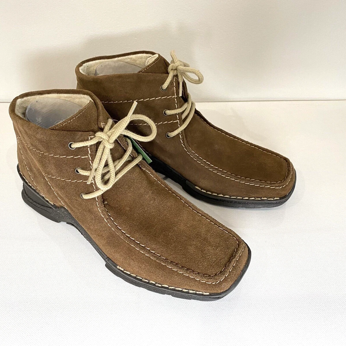 Sheepskin lined outlet ankle boots