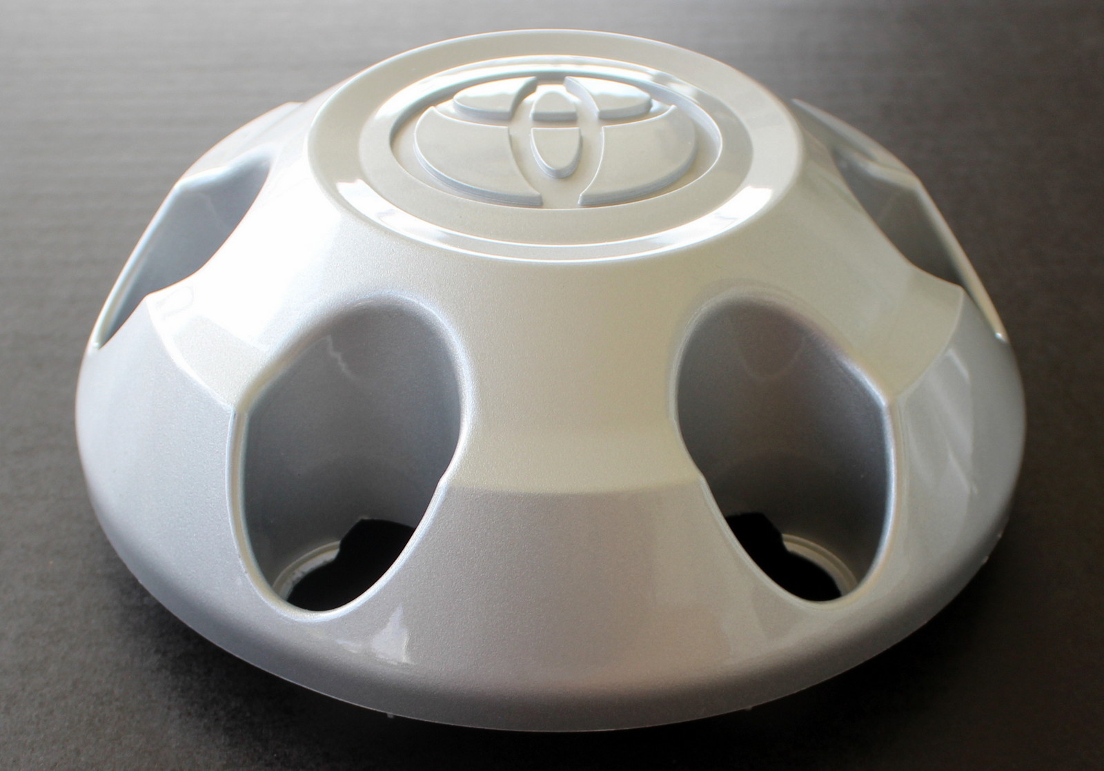 Factory Original TOYOTA Wheel Center Cap 2005 2019 Genuine Hubcap Used eBay