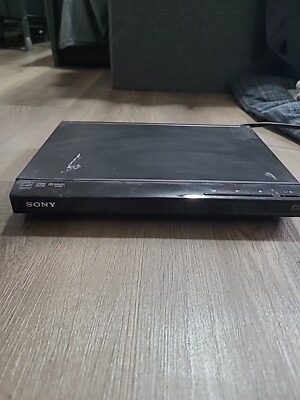 Sony DVP-SR210P CD DVD Player
