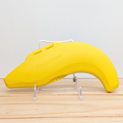 Vintage Tupperware Banana Keeper 6168A-3 Yellow Hinged Fruit Storage Case