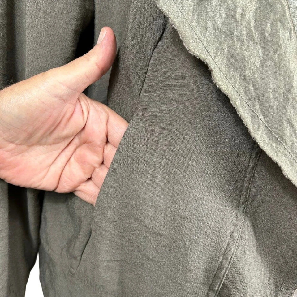 Chaqueta corta para mujer Simply Vera gris verde tela rayón brillante talla L Foto 4 de 4