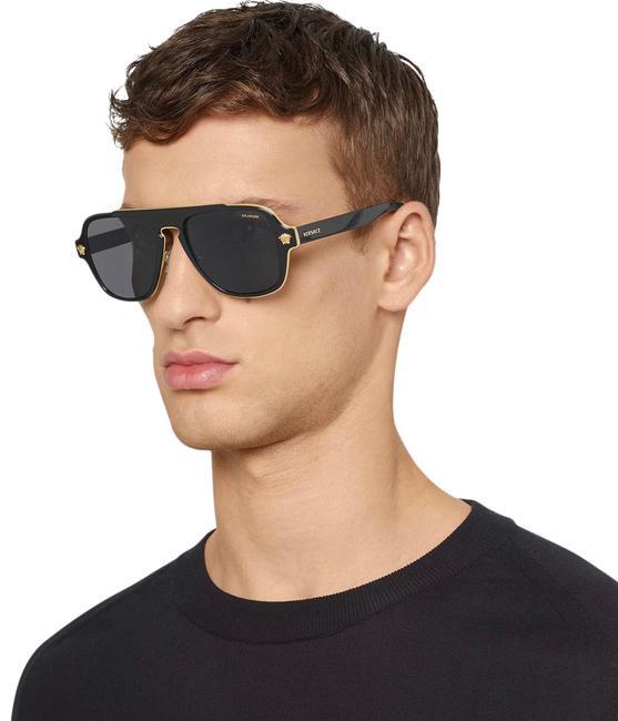 VERSACE VE2199 100281 BLACK DARK GREY 56MM POLARIZED MEN'S VERSACE VE2199 100281 BLACK DARK GREY 56MM POLARIZED MEN'S