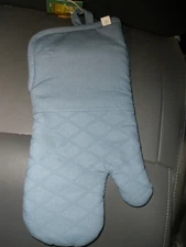 NEW Figmint Blue Oven Mitt (SU89A)