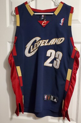 極美品  NBA CAVALIERS 23 JAMES Shirt Lebron James AUTHENTIC Adidas Cleveland Cavaliers Jersey #23 Sz 48