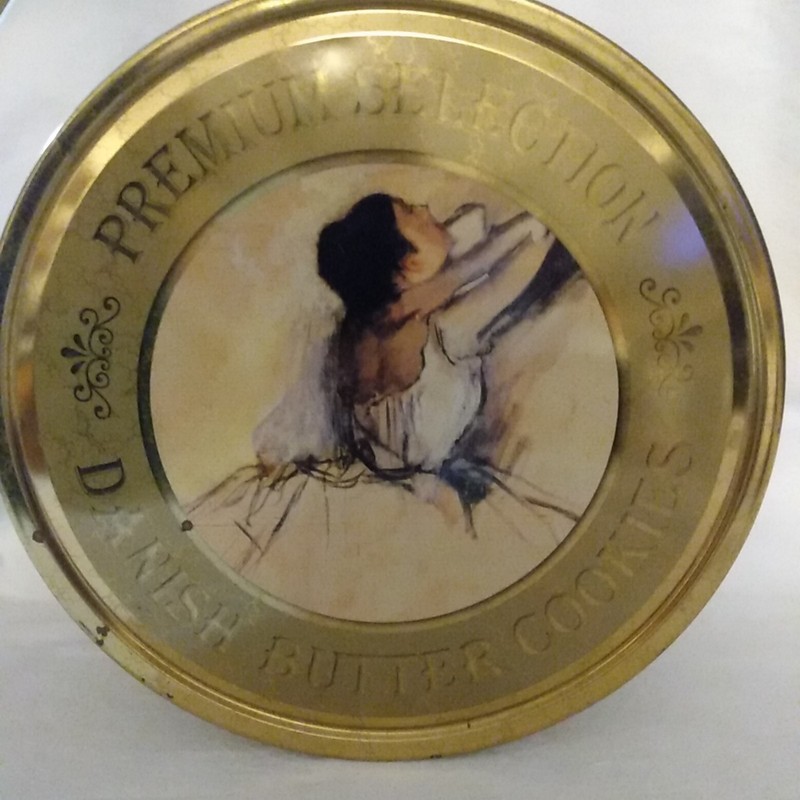 Tin Royal Dansk Danish Butter Cookies Dancers Ballet Ballerinas EMPTY Gold
