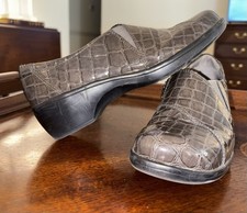 Clarks Bendables Womens 8M Brown Croc Print P...