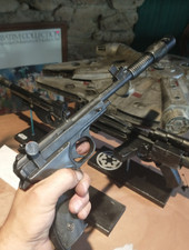 1 STAR WARS PROP BLASTER Princess Leia New Hope 1:1 Scale full size GUN STAND
