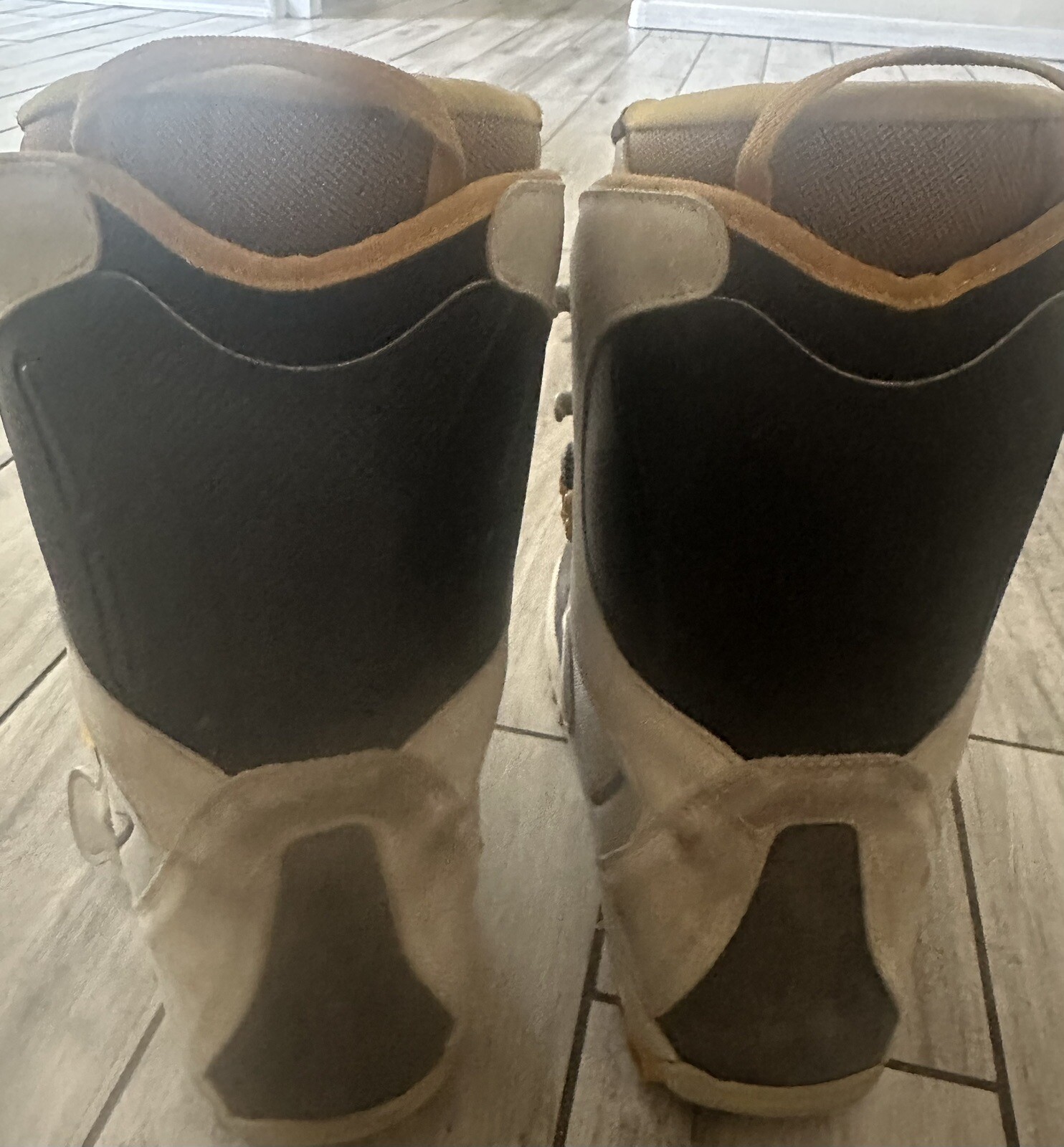 Stivali da snowboard Salomon Synapse uomo taglia 13 pull lock giallo caldo nero