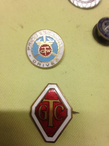 18 Vintage Trade Union Badges - Picture 9 of 9