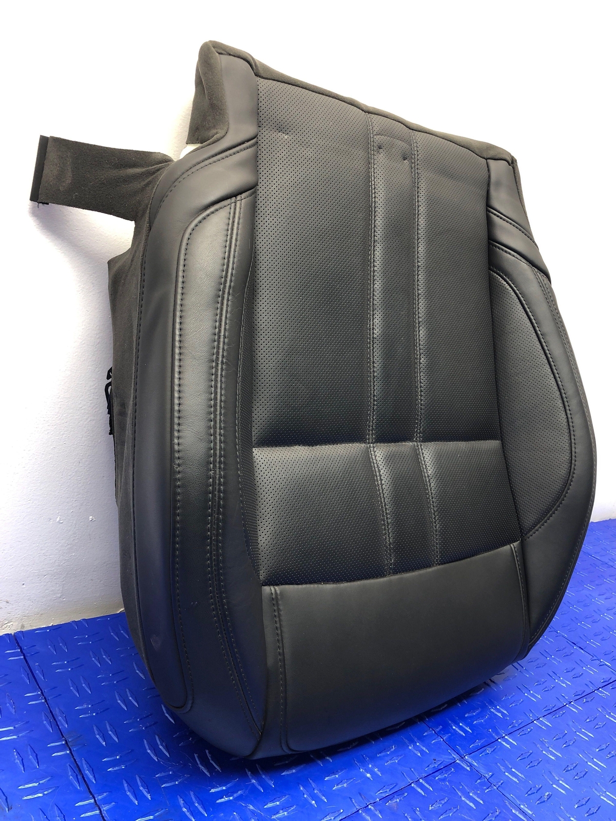 2013-2021 MASERATI QUATTROPORTE M156 FRONT RIGHT LOWER VENTILATED SEAT CUSHION
