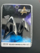 qmx star trek Black Badge And Pin Set