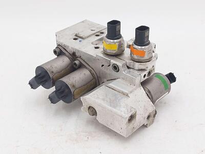 16-19 MERCEDES GLE63S AMG W166 Hydraulic Suspension Valve Block