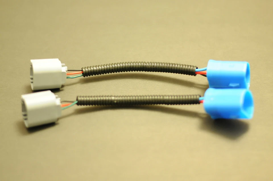 9007/9004 Conversion Harness To H13/9008 Pigtail Headlamp Sockets Ford F250/F350 - Image 4 of 4