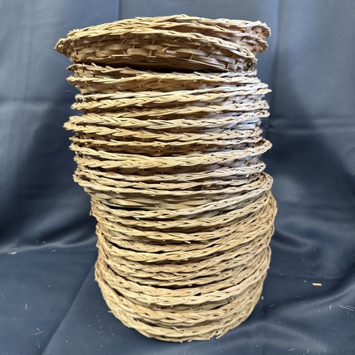 Lot 32 - Vintage - Natural Straw Wicker Rattan Woven Paper Plate Holders Picnic