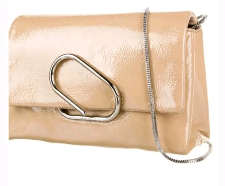 Bolso de hombro Phillip Lim 3.1 Alix $895 charol con solapa frontal beige cromo Foto 2 de 4