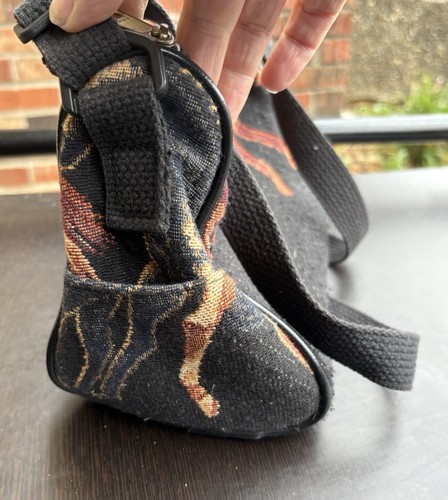 Borsa a tracolla in tessuto equestre nero con tracolla stampa cavallo borsetta - Foto 4 di 5