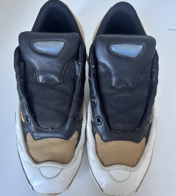 RARE BLACK AND GOLD ADIDAS X RAF SIMONS OZWEEGO III SNEAKERS 