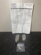 Allen-Bradley 440N-A32041 Guardmaster Sipha GD2 Actuator, Complete Set, New!