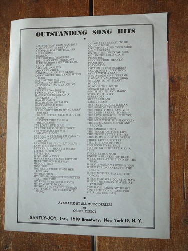 WALT DISNEYS - SO DEAR TO MY HEART- 1948 SHEET MUSIC - LAVENDER BLUE - VERY GOOD - Picture 2 of 2