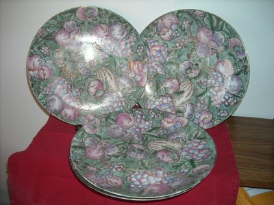 Set Of 4 Hand Painted Decorative Grape Themed 10 Plates China