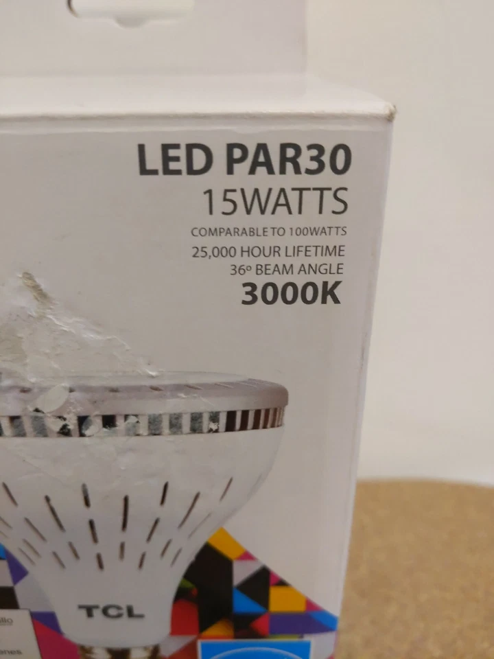 The Creative Life LED PAR30 3000K 900 Lumens Bulb - Image 2 of 4