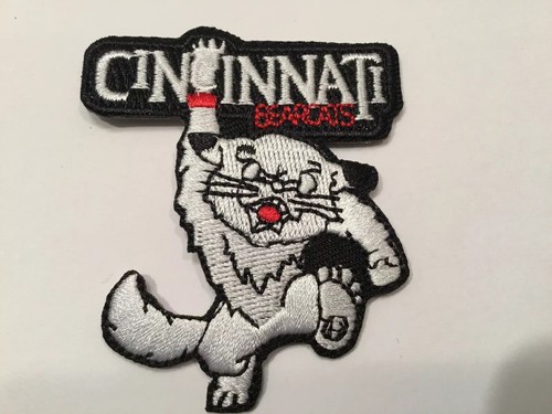 University Of CINCINNATI BEARCATS VINTAGE EMBROIDERED IRON ON PATCH 2.5” X 2”