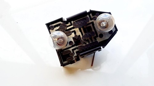 3333945257 Lampenträger Rücklicht Rückleuchte innen Heckklappe DE807877-33