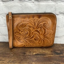 Patricia Nash Cassini Clutch Wristlet British Tan Leather 9  x 7  