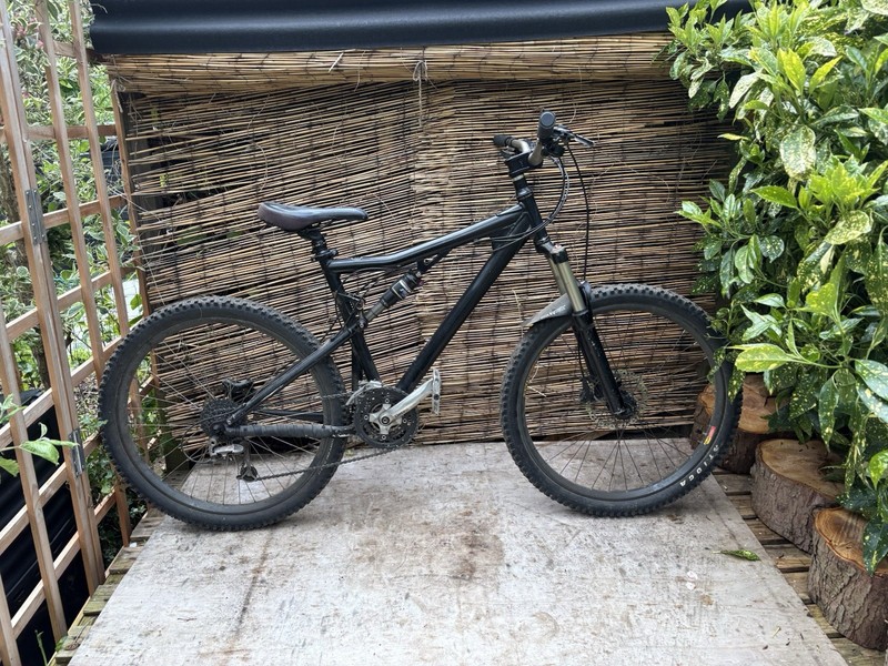Santa Cruz Blur LT Classic Mountain Bike 26" Full Suspension