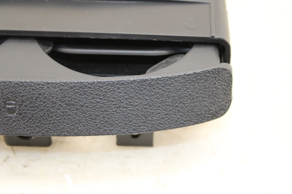 Portavasos Saturn Sky 2007-2010 OEM MC97 Foto 2 de 4