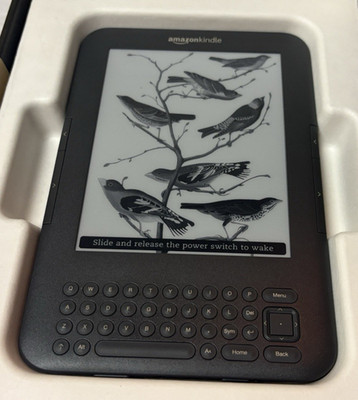 Amazon Kindle Keyboard 3rd Generation, 4GB, D00901, E-Ink display