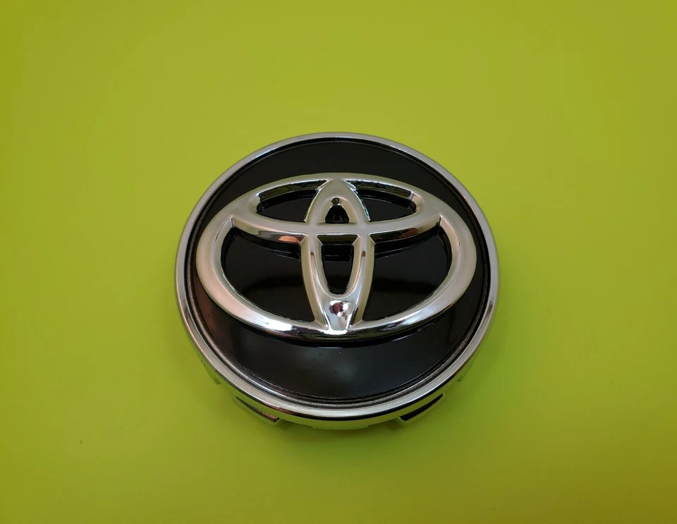 4x TOYOTA 62mm Black Wheel Center Caps, Camry Avalon RAV4 C-HR PriusVS Corolla Foto 3 de 4