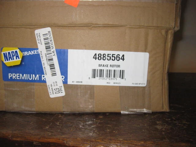 Brake Rotor & Hub, #4885564 Lincoln Versailles, Granada, Maverick, Comet, Monarc Foto 4 de 4