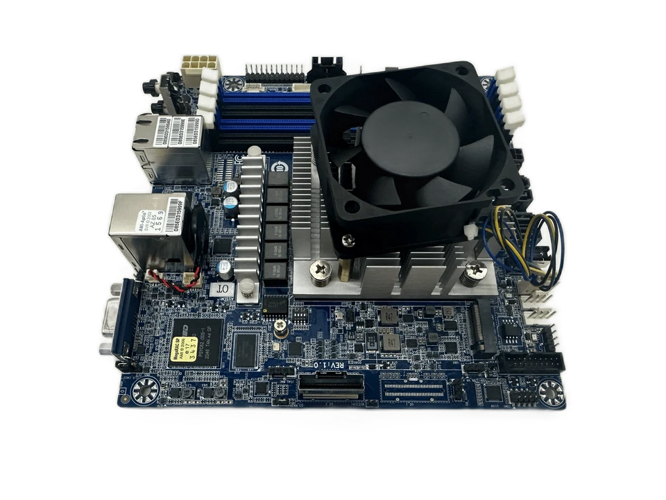 Gigabyte MJ11-EC1 AMD EPYC 3151 4x2,7 Ghz Mini-ITX Mainboard+ ATX Adapter Server - Bild 2 von 4