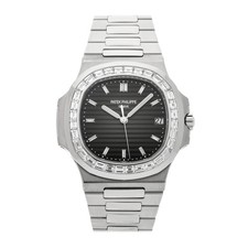Patek Philippe Nautilus Platinum Auto 40mm Diamond Bezel Watch 5711/110P-001