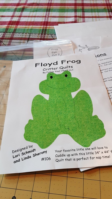 Floyd Frog 2004 Critter Coverlette Quilt Pattern 34 X 44" Follow Your Heart LLC