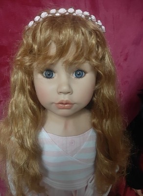 Künstlerpuppe ''Avery'' Monika Peter-Leicht., 117 cm . Vollkörper mit Gelenken