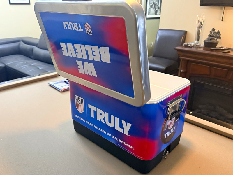 Truly USA Soccer “We Believe” Metal Ice Chest Cooler w/ Carry Handle, Blue/Red