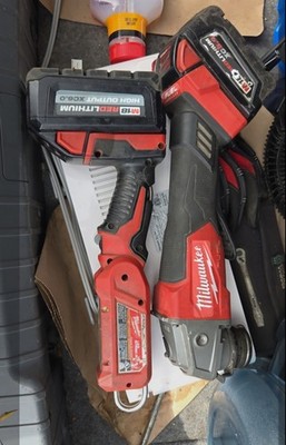 Milwaukee M18 FUEL Brushless Angle Grinder & Work Light 18V Li-Ion Cordless Set